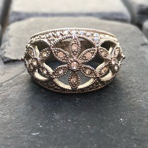 Diamond and silver hardware flower ring